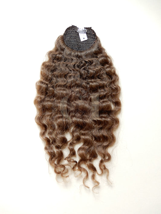 No. 02 Med Curly Ponytail